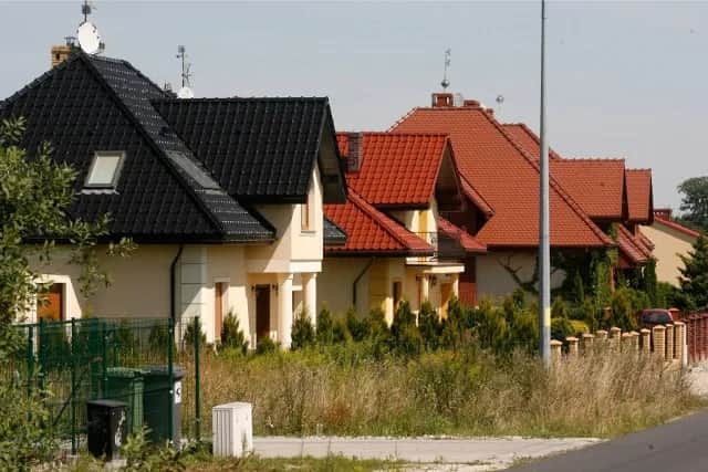 Czyste powietrze: czy wymiana dachu jest dofinansowana? Sprawdź!