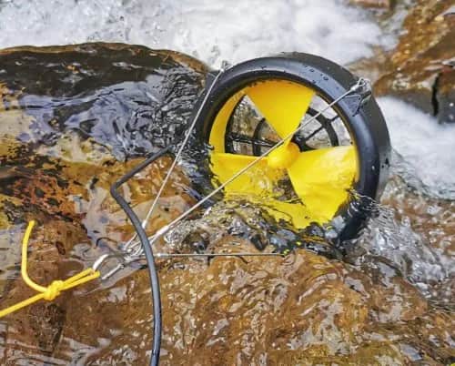 Mini turbina wodna - jak wykorzystać energię wody w małych instalacjach