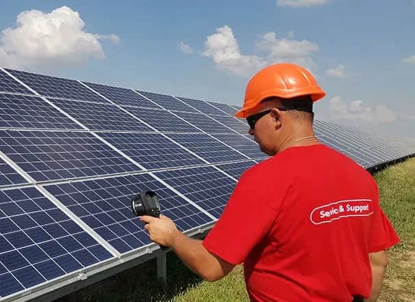 Ile można zarobić na elektrowni słonecznej? Sprawdź zyski i koszty