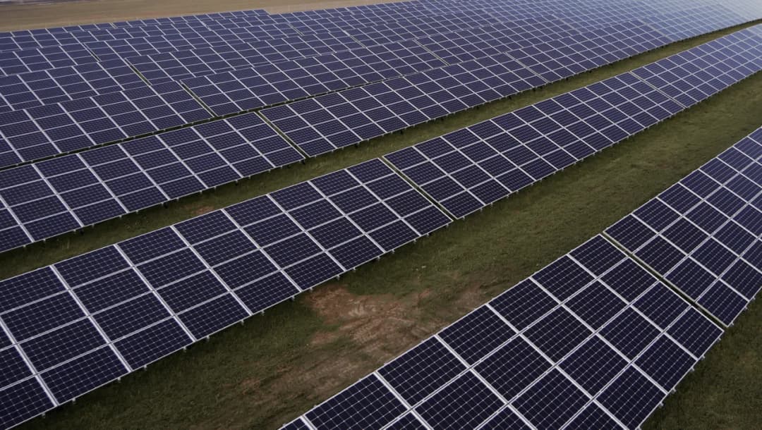 Przydomowe elektrownie słoneczne cennik: jakie są realne koszty?