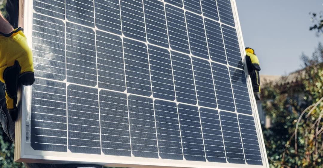 Inwerter hybrydowy 3 fazowy 10kW - najlepsze rozwiązanie do paneli fotowoltaicznych
