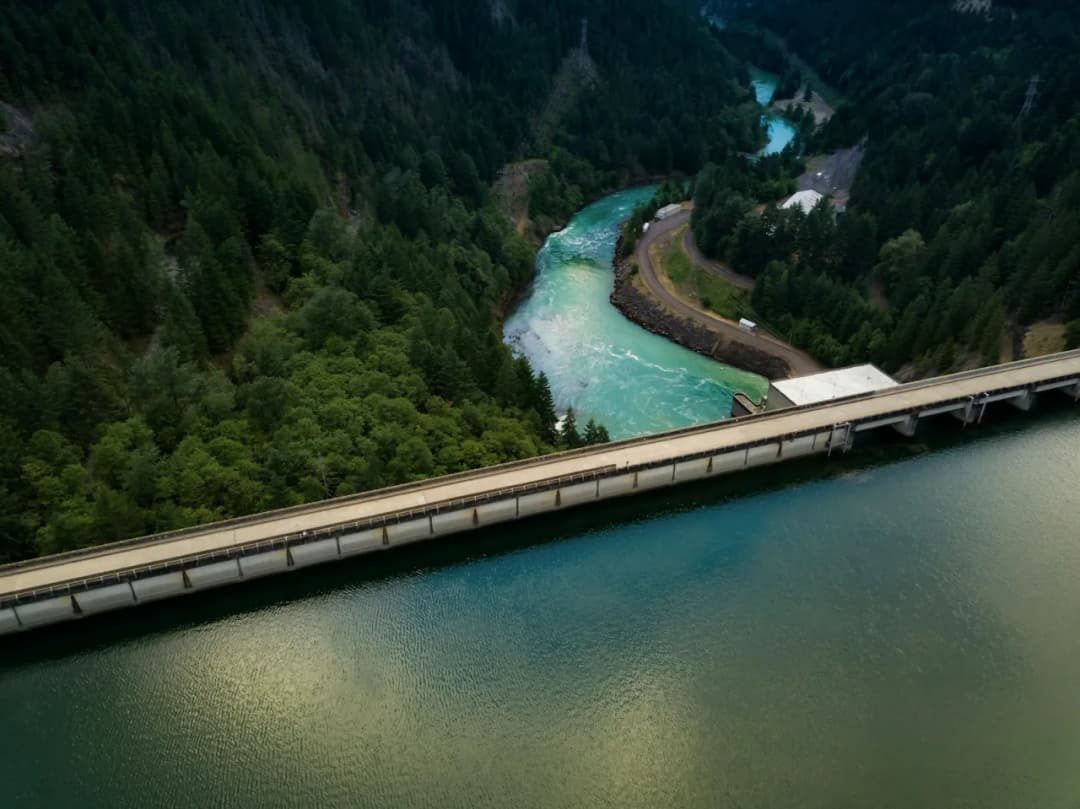 Wykorzystanie energii wodnej w Polsce: potencjał i wyzwania dla przyszłości